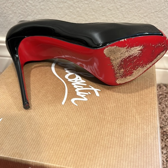 Christian Louboutin Black Patent Red Peep Toe “New Very Prive120 Patent” Size37 - Picture 7 of 9